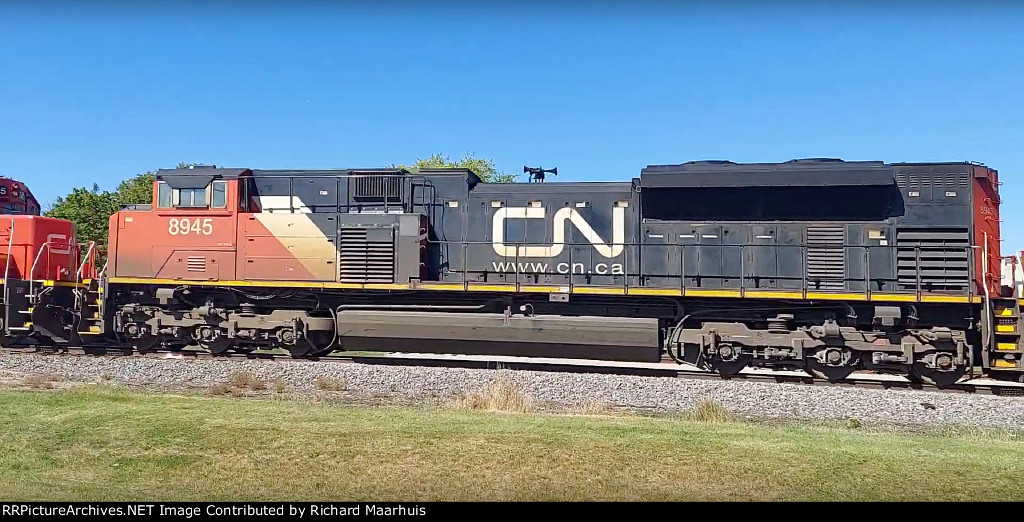 CN 8945